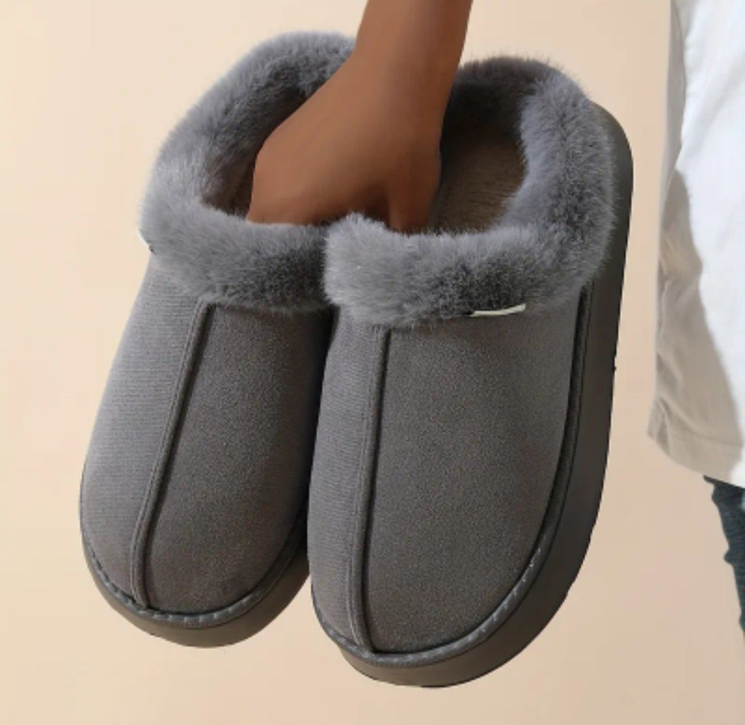 Fashionable And Elegant Short-Haired Plush Warm Thick-Soled EVA Slippers with a Color-Matched Sole., Women Shoes