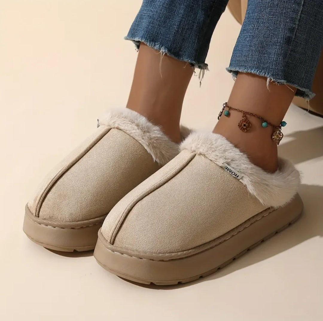 Fashionable And Elegant Short-Haired Plush Warm Thick-Soled EVA Slippers with a Color-Matched Sole., Women Shoes
